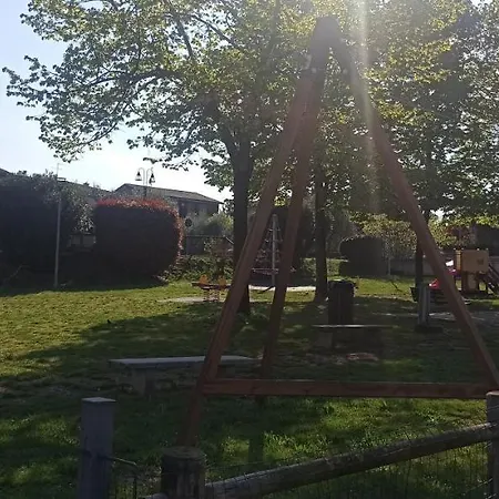 Happy House Sv - 5 Min From Lake Front Playground Apartment San Felice del Benaco